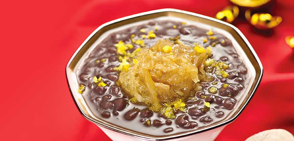 Birds Nest with Red Bean Paste topped with Fresh Orange Peel